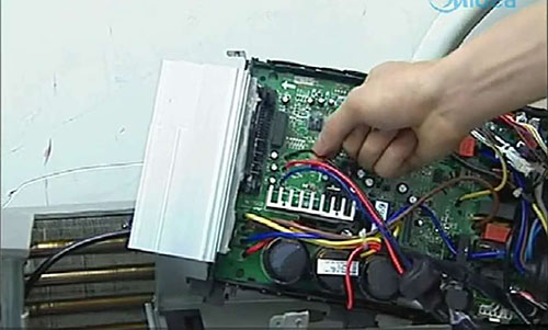 筠连美的空调电话是多少